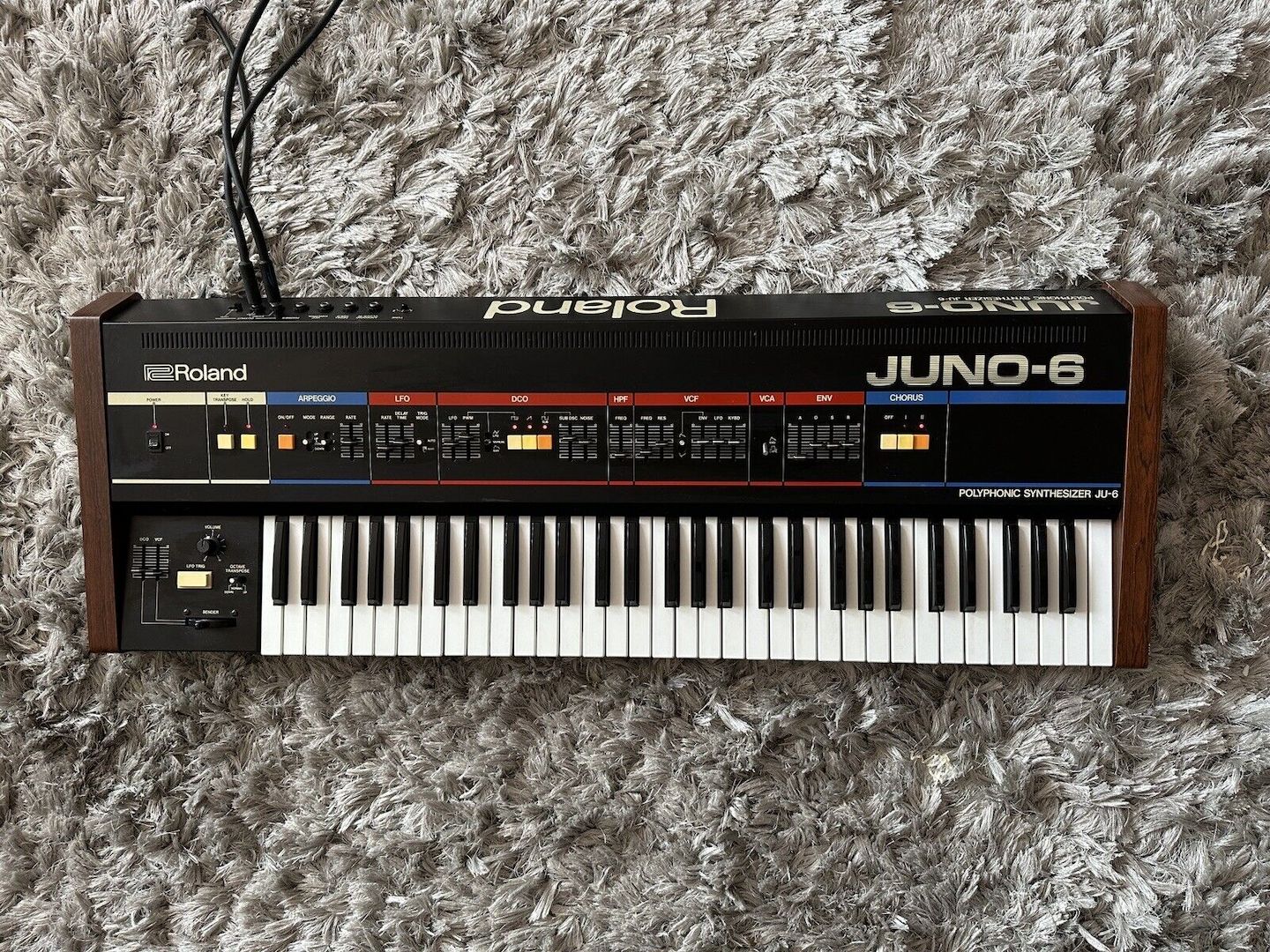 Roland Juno 6 Analog Polyphonic Synthesizer