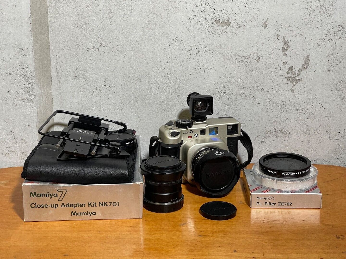 Mamiya 7 II Camera Set, 43+80 Optiken,Close-up Adapter Kit NK701,PL Filter ZE702