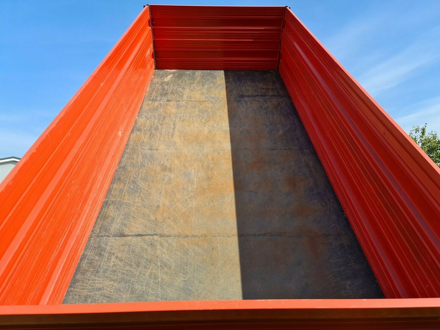 8.0t Einachs Dreiseitenkipper Anhänger 3-seiten Kipper, Druckluftbremse, 40kmh