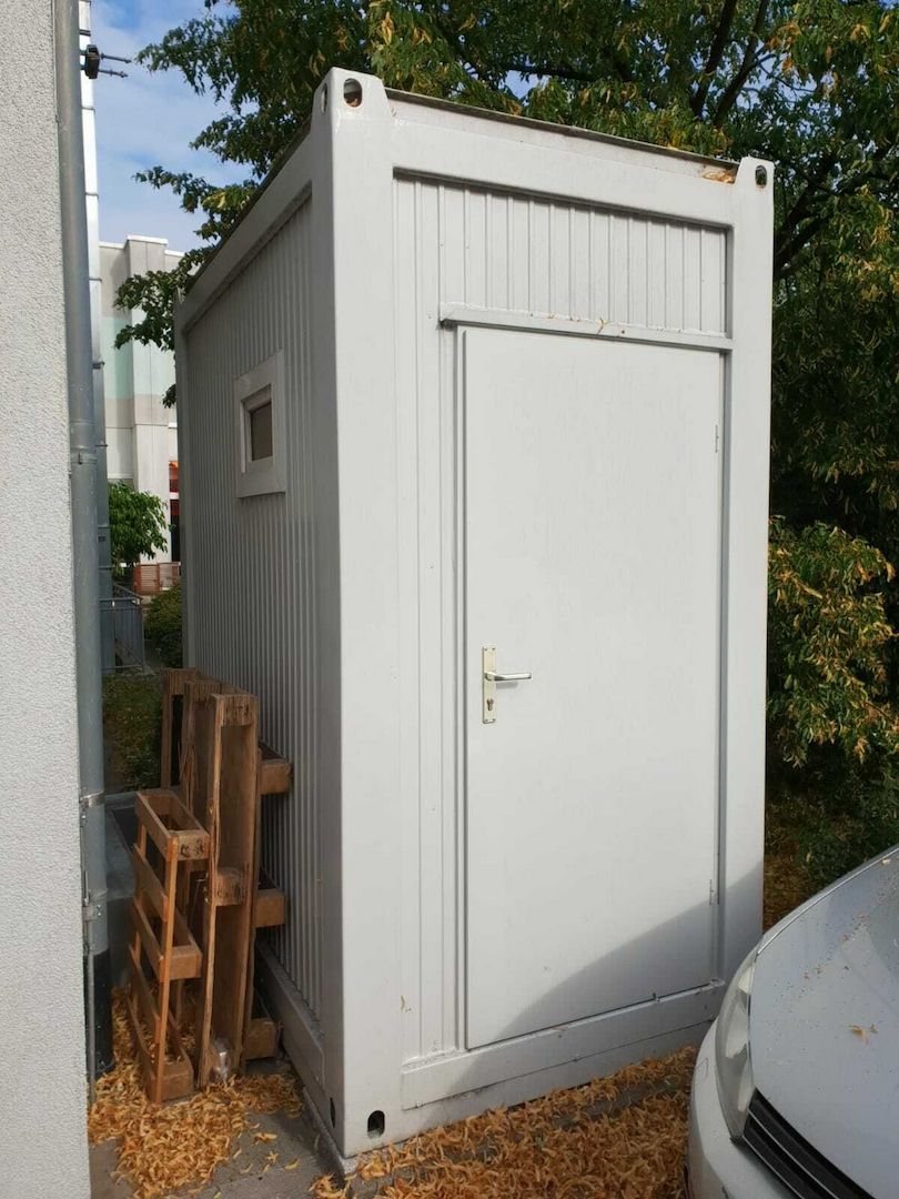 Baujahr 2011, Sanitärcontainer Knauss RZ 1,45, WC Container Toilettencontainer