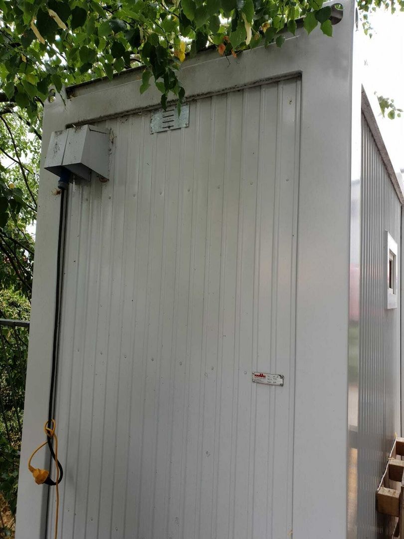 Baujahr 2011, Sanitärcontainer Knauss RZ 1,45, WC Container Toilettencontainer