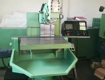 Deckel fp 3 A Fräsmaschine CNC mit Grafik