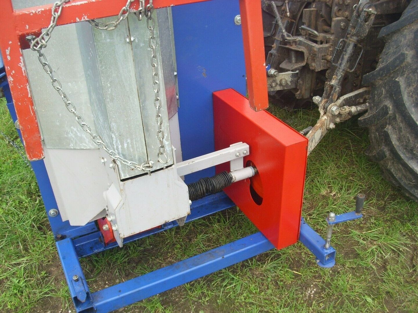 EiFo Kreissäge mit Förderband, Wippsäge, Brennholzsäge