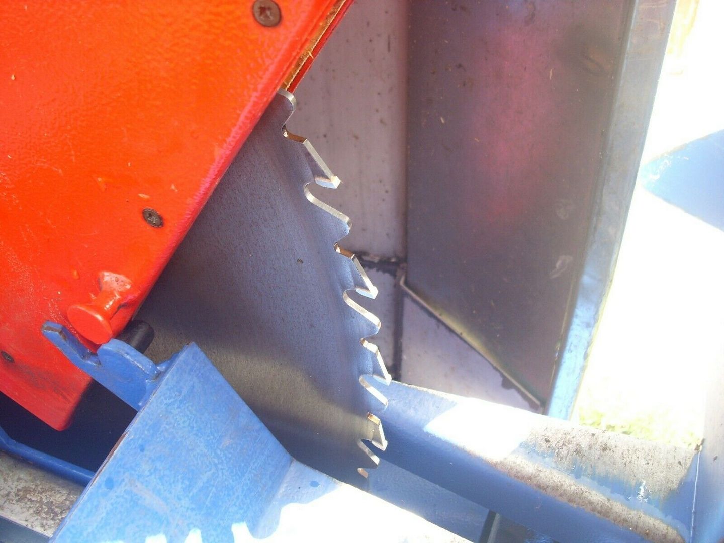 EiFo Kreissäge mit Förderband, Wippsäge, Brennholzsäge