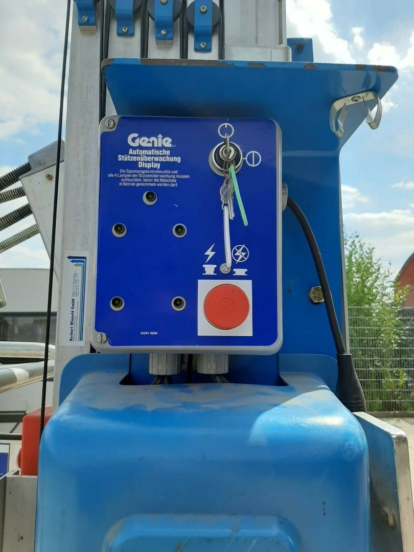 Genie AWP-30 Hebebühne Arbeitsbühne