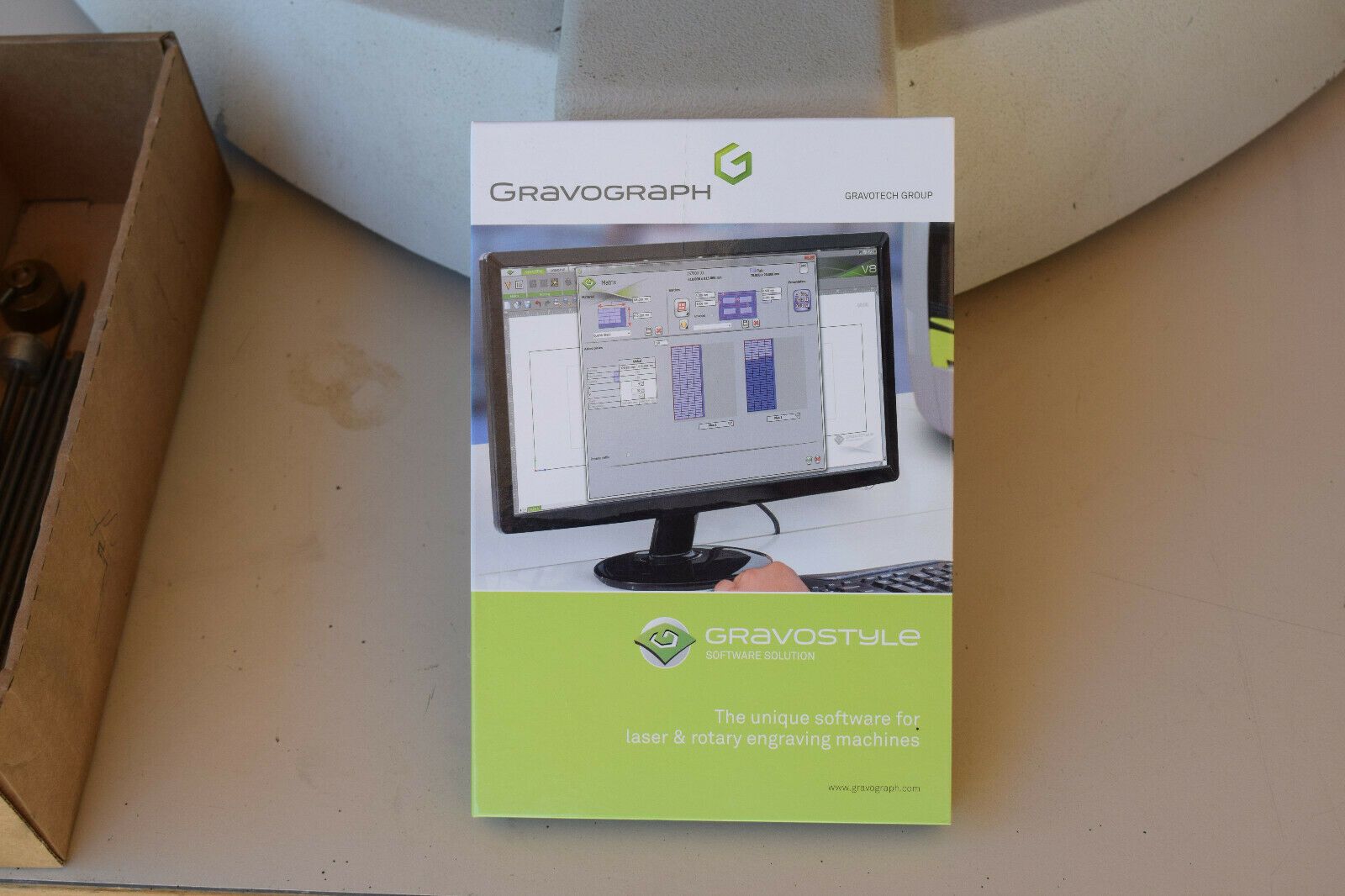 Graviermaschine Fräsmaschine CNC Gravograph IS 400 inkl Gravostyle 8 + Dongle