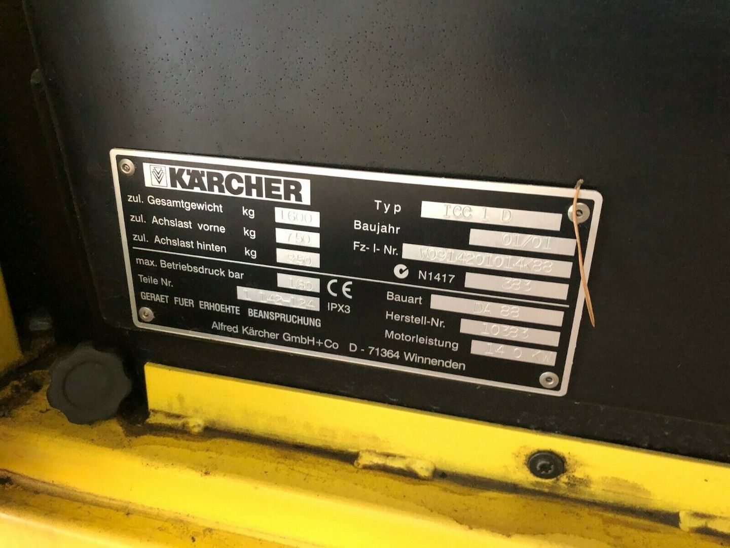 KehrmaschineAufsitzkehrmaschine Kärcher ICC1S mit Kabine