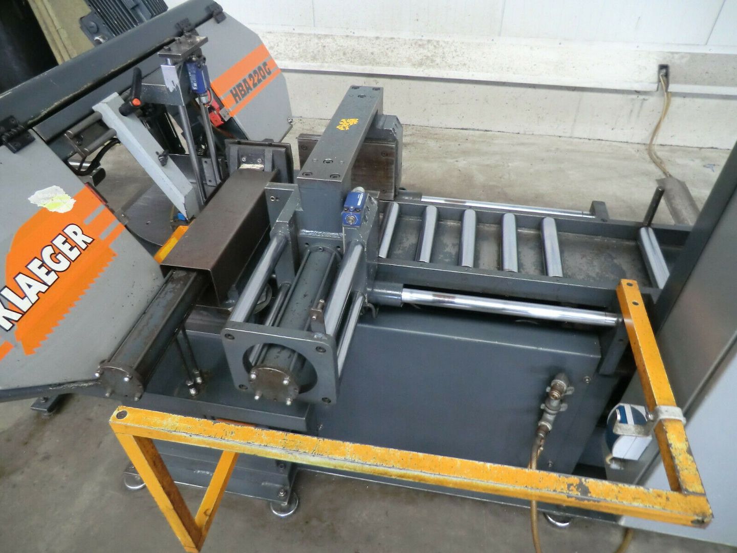 Kläger Gehrungsbandsäge mit CoolTool Spülsystem