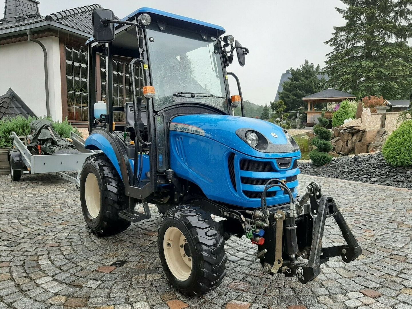 Kleintraktor Kommunaltraktor Allradtraktor L&S J 23 PS Hydrostat 84 Bh