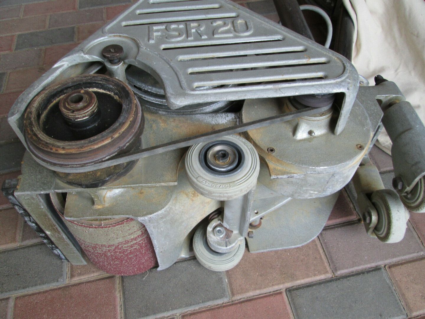 Konvolut Bodenschleifmaschinen Parkettschleifer, Firmenauflösung