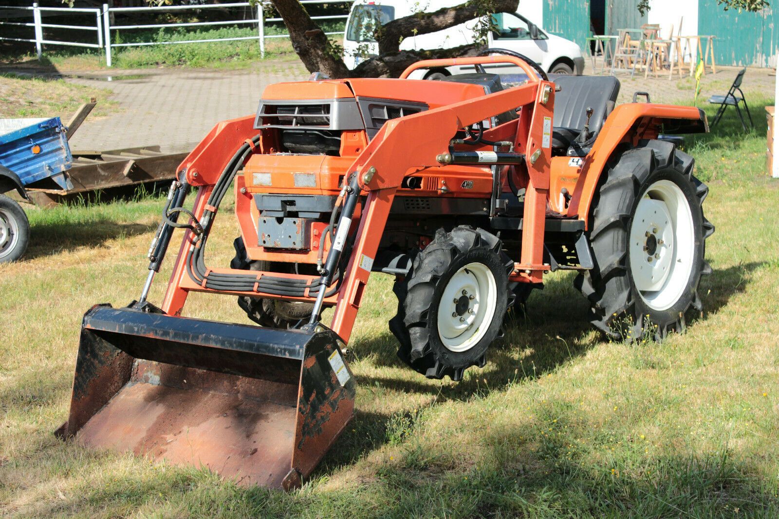 Kubota GL23 Hoftraktor Hofschlepper Hoflader Kleintraktor Traktor Frontlader Al