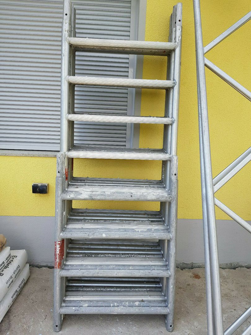 Layher Alu- Rollgerüst 2,85m X 0,70m Arbeitsfläche, Arbeitshöhe bis 8,25m