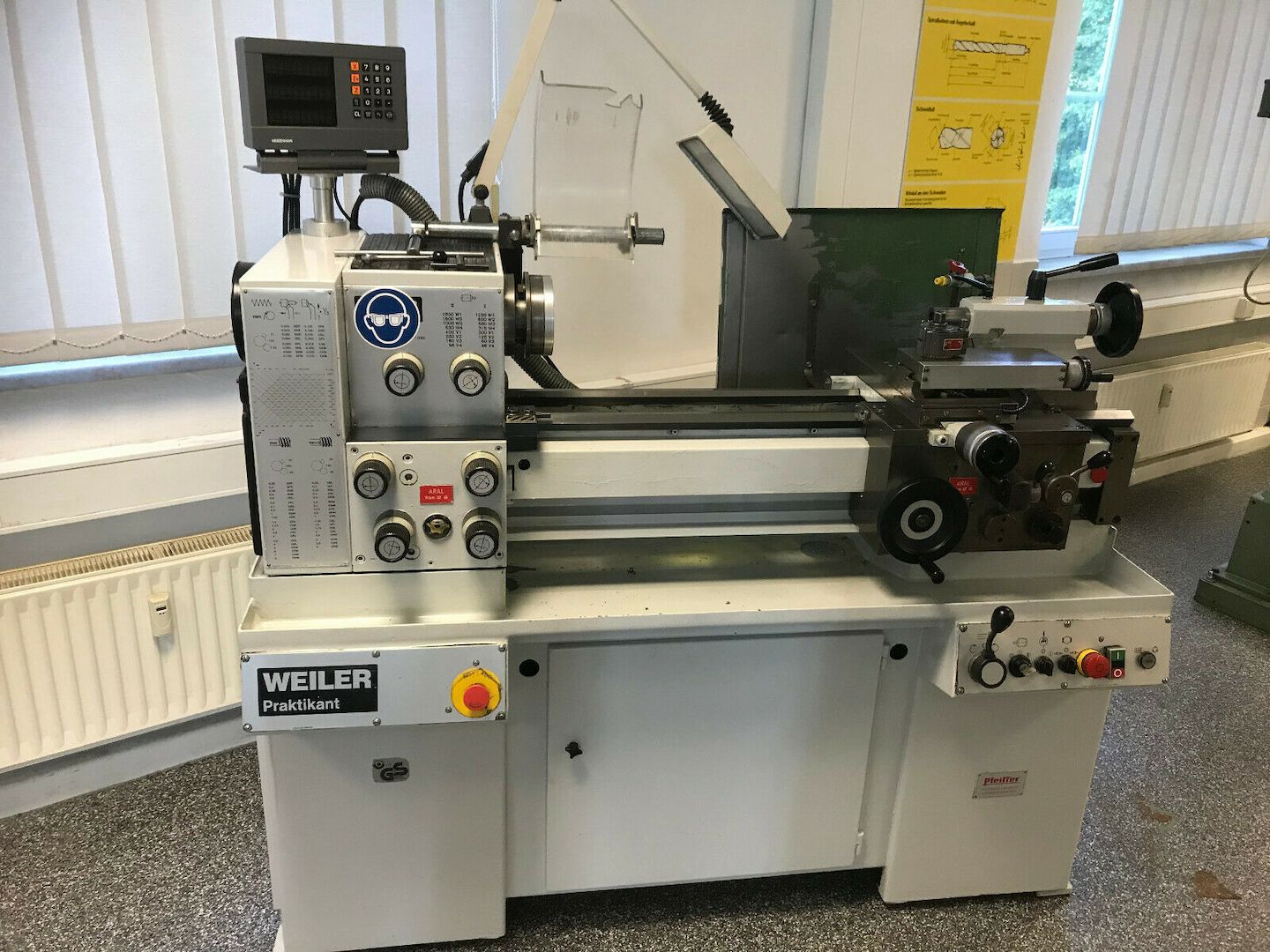 Leit und Zugspindeldrehmaschine Weiler Praktikant 160B
