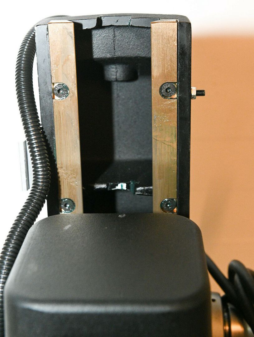 MAB 1300 V Magnet-Kernbohr- Maschine mit regelbarem automatischem Vorschub.