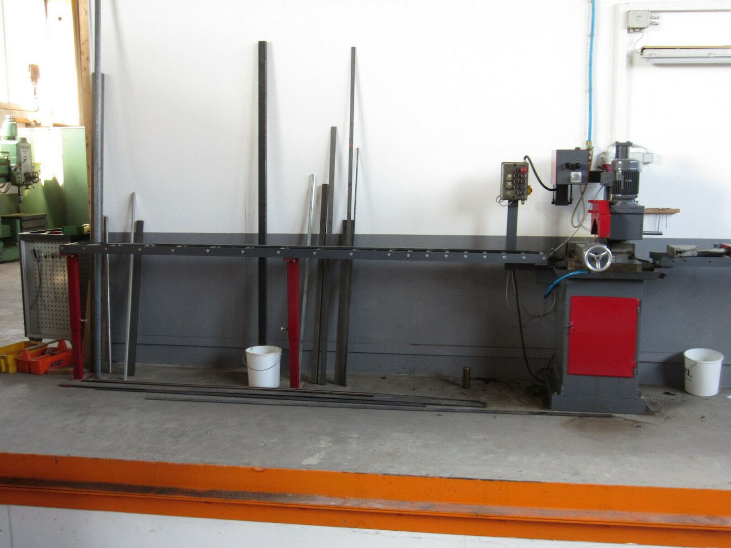 Metallkreissäge Eisele halbautomatisch mit Rollentisch und Anschlag