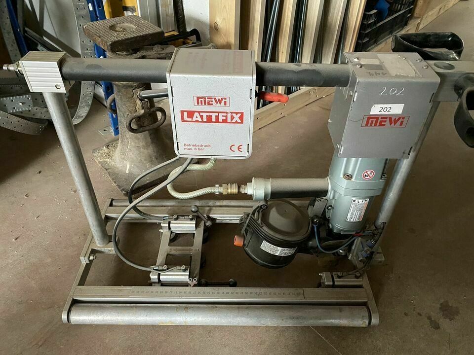 Mewi Lattfix 2000, Einlattblitz, Lattblitz