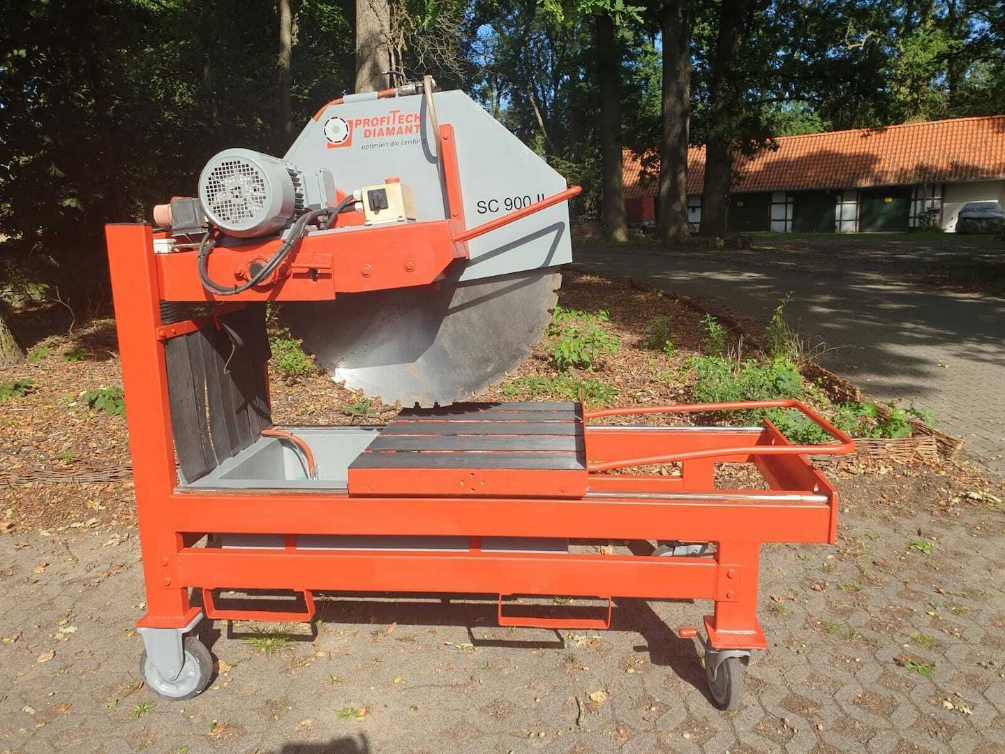 Nassschneidemaschine, Steintrennmaschine, Steinsäge, Nassschneidetisch, Steinsch