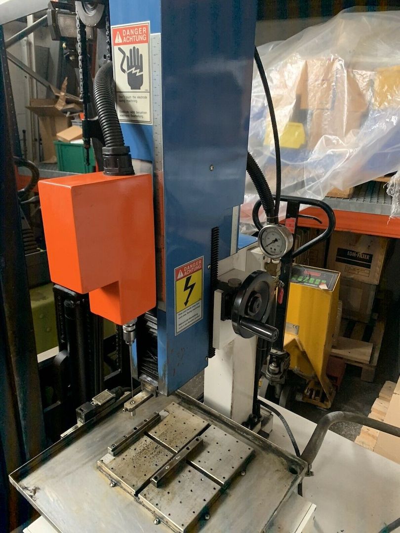 Startlocherodiermaschine Castek MD 20-CE Startlochbohrmaschine Erodiermaschine