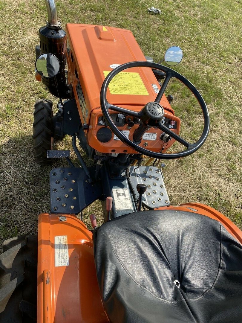 Traktor Schlepper Bulldog Kubota B5001 Allrad Diesel StVO Straßen Zulassung