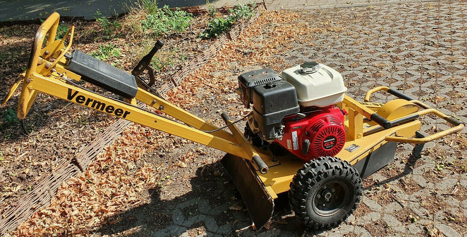 Vermeer Baumstumpffräse SC 130 mit Honda Motor GX 390 Top Zustand, Stubbenfräse
