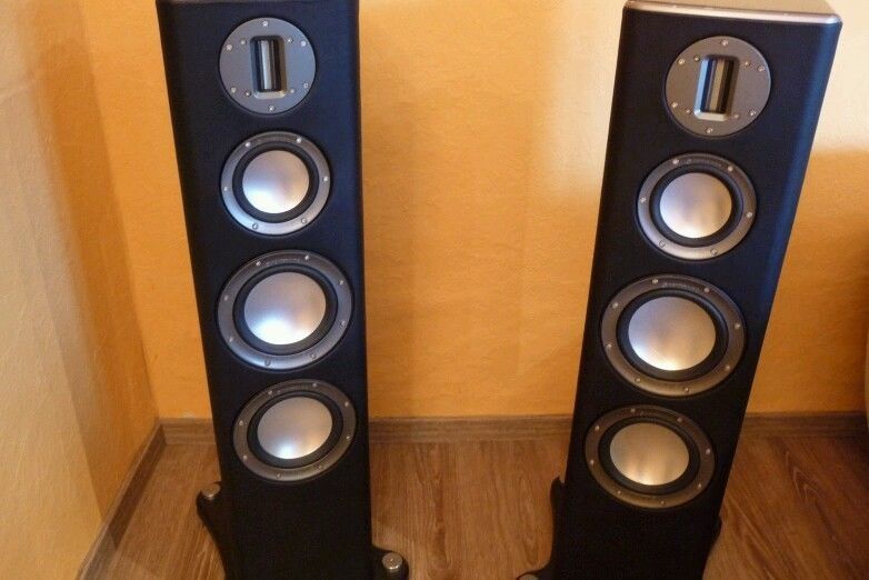 Monitor Audio Platinum 200 Piano Black,7 Jahre Restgarantie