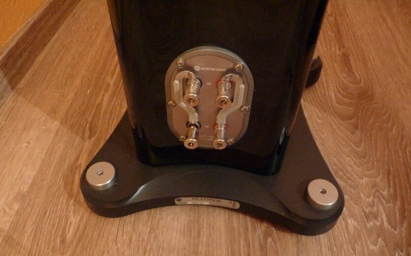 Monitor Audio Platinum 200 Piano Black,7 Jahre Restgarantie