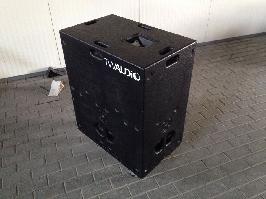 TW Audio B30 Bässe