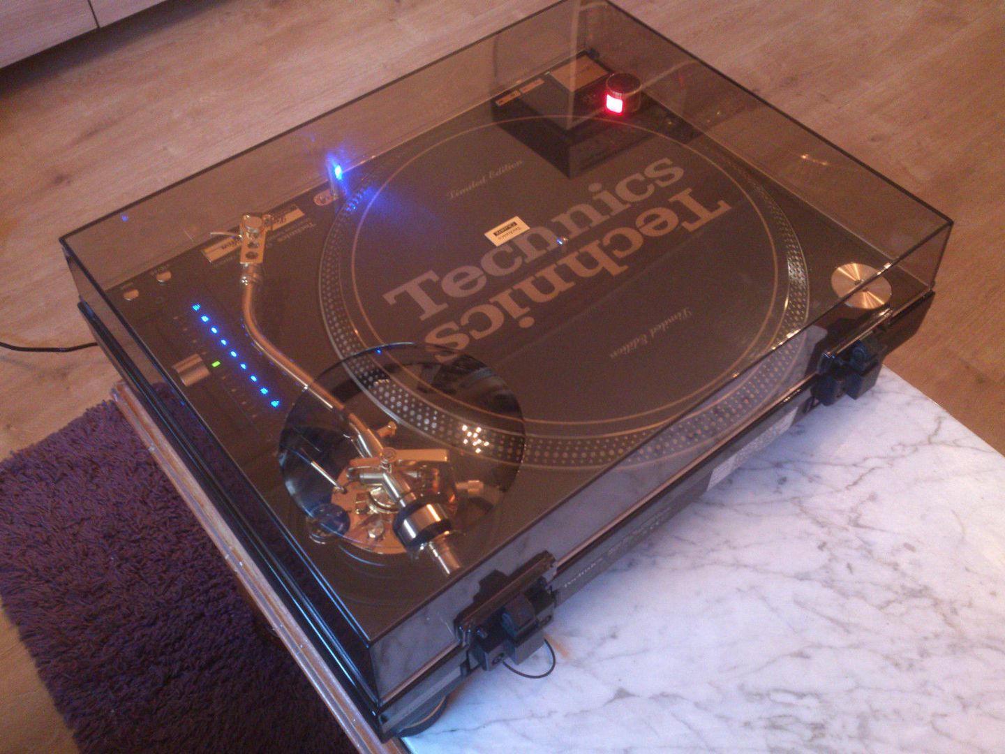 TURNTABLE TECHNICS M5G GOLD ¨¨24 k¨¨ New, Cover Perfect 100% !!!!! The Best