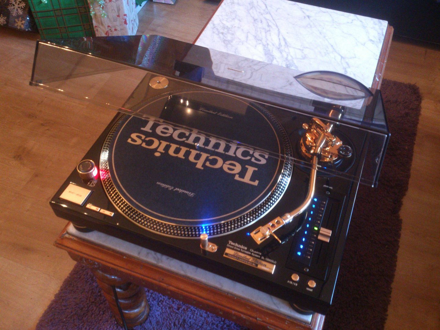 TURNTABLE TECHNICS M5G GOLD ¨¨24 k¨¨ New, Cover Perfect 100% !!!!! The Best