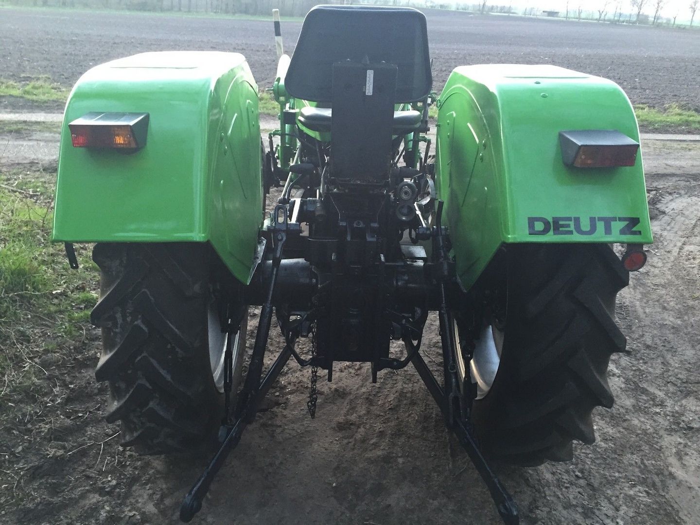 Deutz 4006 mit Frontlader und Lenkhilfe Schlepper Traktor Trecker Bulldog