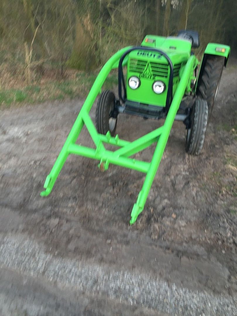 Deutz 4006 mit Frontlader und Lenkhilfe Schlepper Traktor Trecker Bulldog