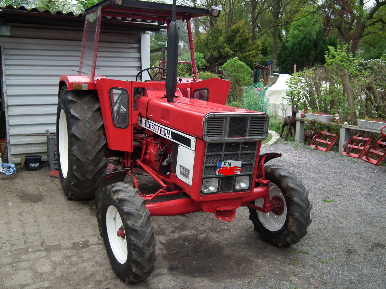 IHC 644-S Oldtimer Traktor  Trecker  Schlepper