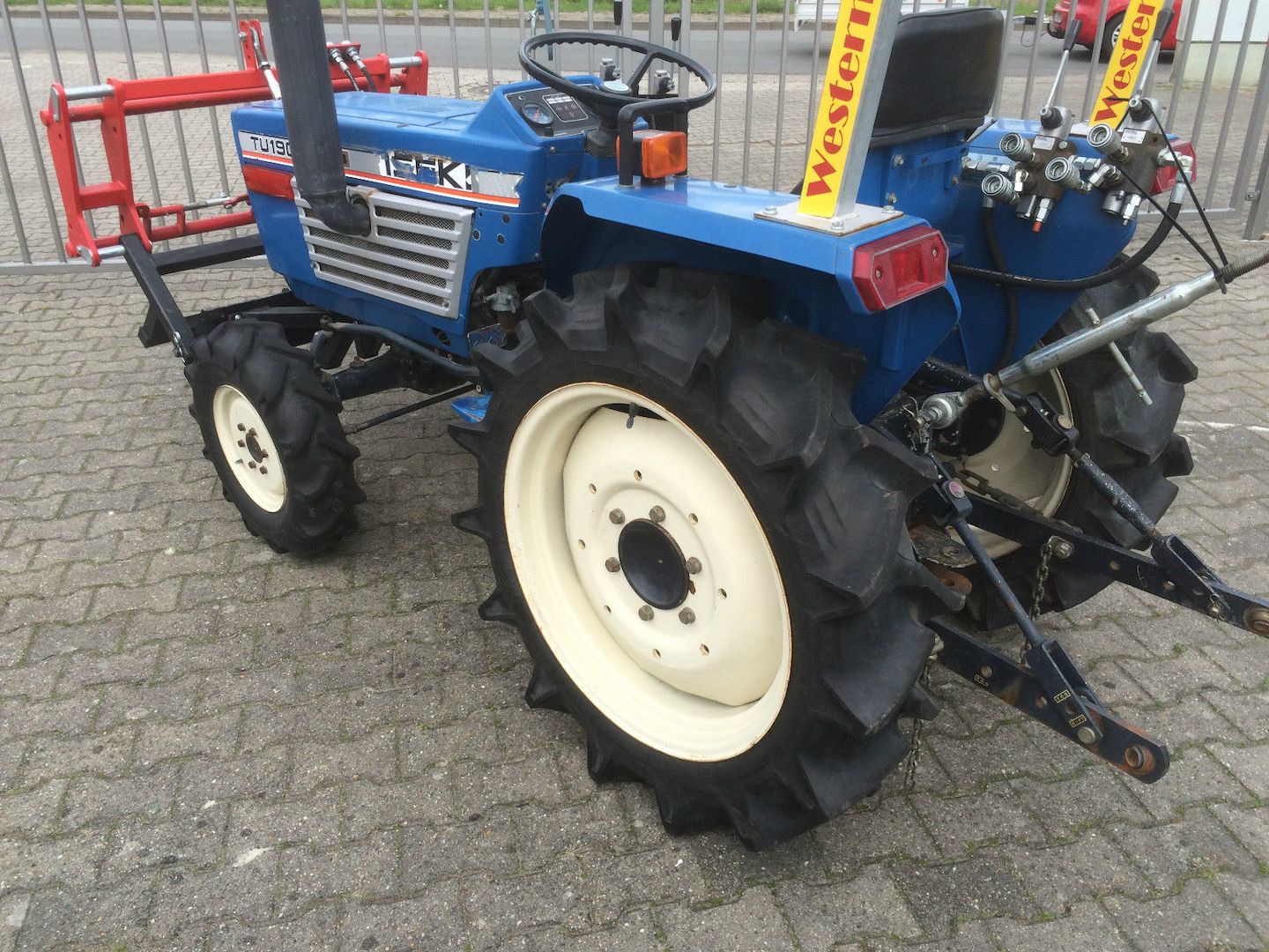 ISEKI TU 1900 Traktor Kleintraktor Kleinschlepper Schlepper Hydraulik