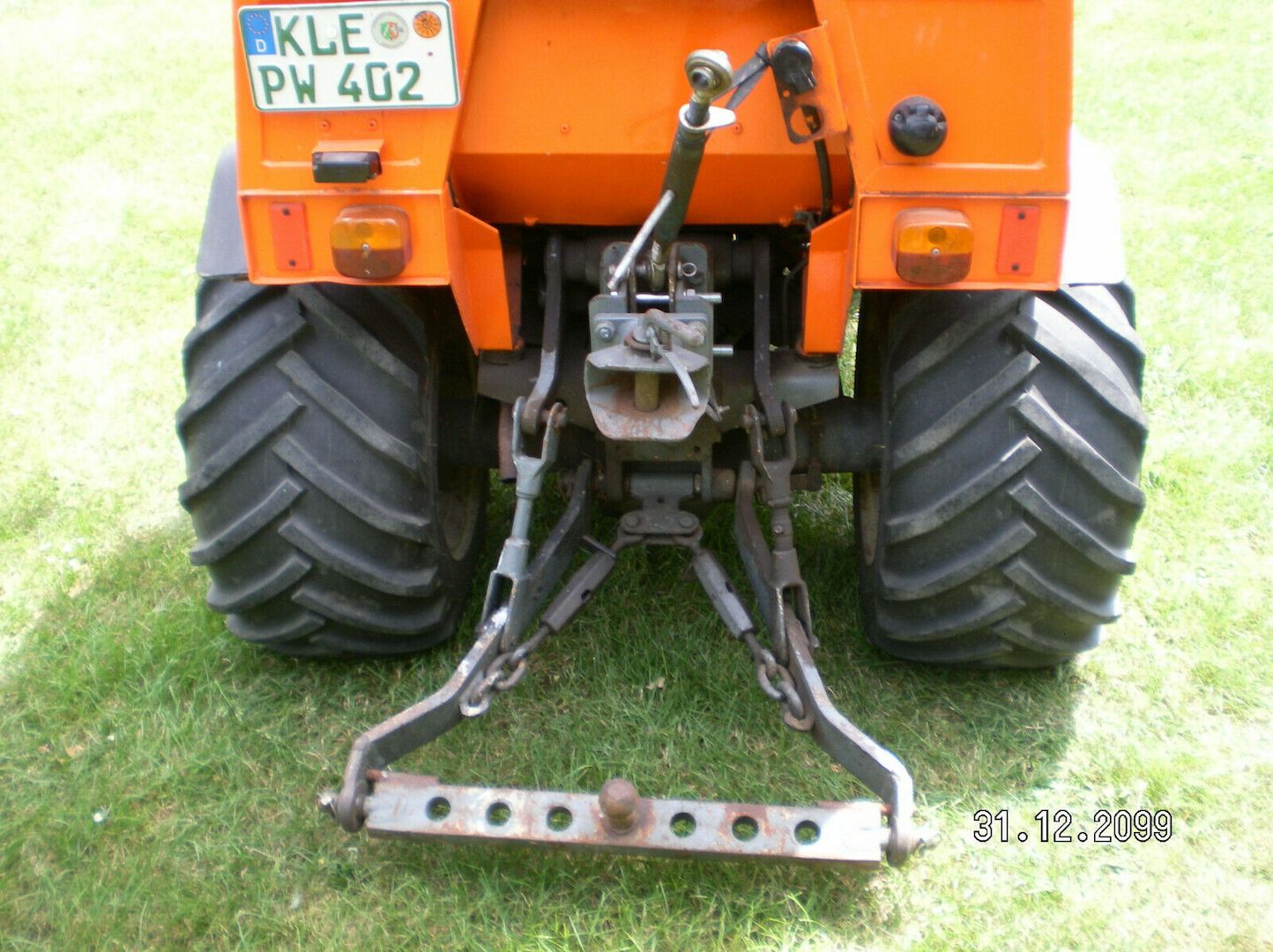 Schmalspurschlepper Kleintraktor Schmalspurtraktor Holder Traktor Weinbergschlep