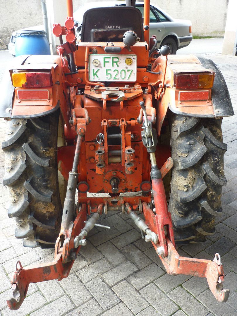 Schmalspurtraktor Schmalspurschlepper Traktor Bergmeister Schmalspurtraktor Schmalspurschlepper Traktor Bergmeister