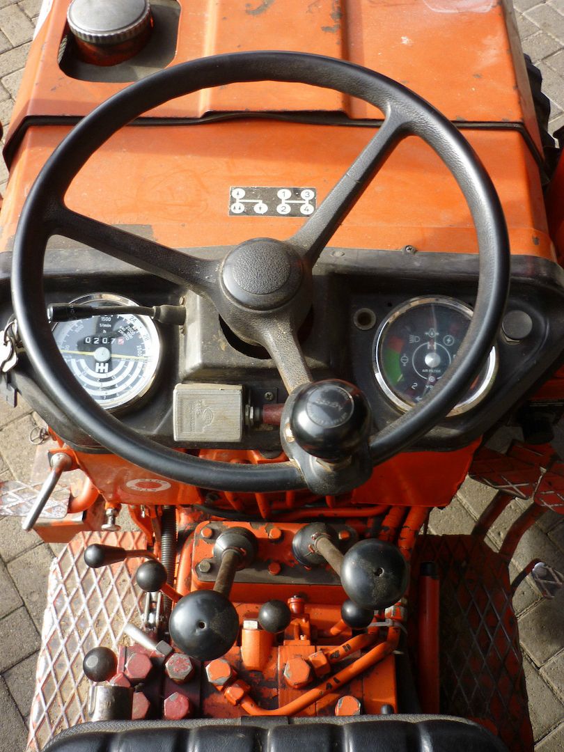 Schmalspurtraktor Schmalspurschlepper Traktor Bergmeister Schmalspurtraktor Schmalspurschlepper Traktor Bergmeister