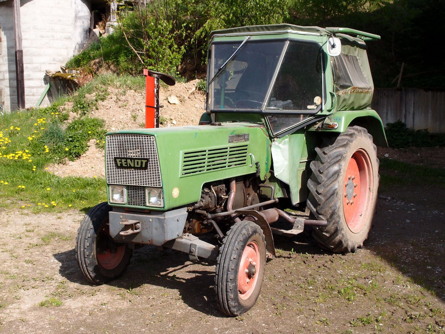 Traktor Schlepper Fendt Farmer 2 s FW 138 mit Mähbalken