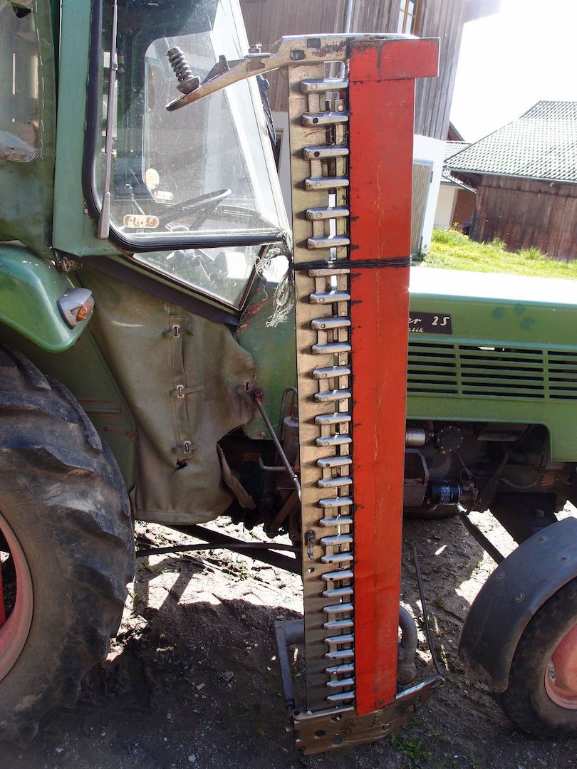 Traktor Schlepper Fendt Farmer 2 s FW 138 mit Mähbalken