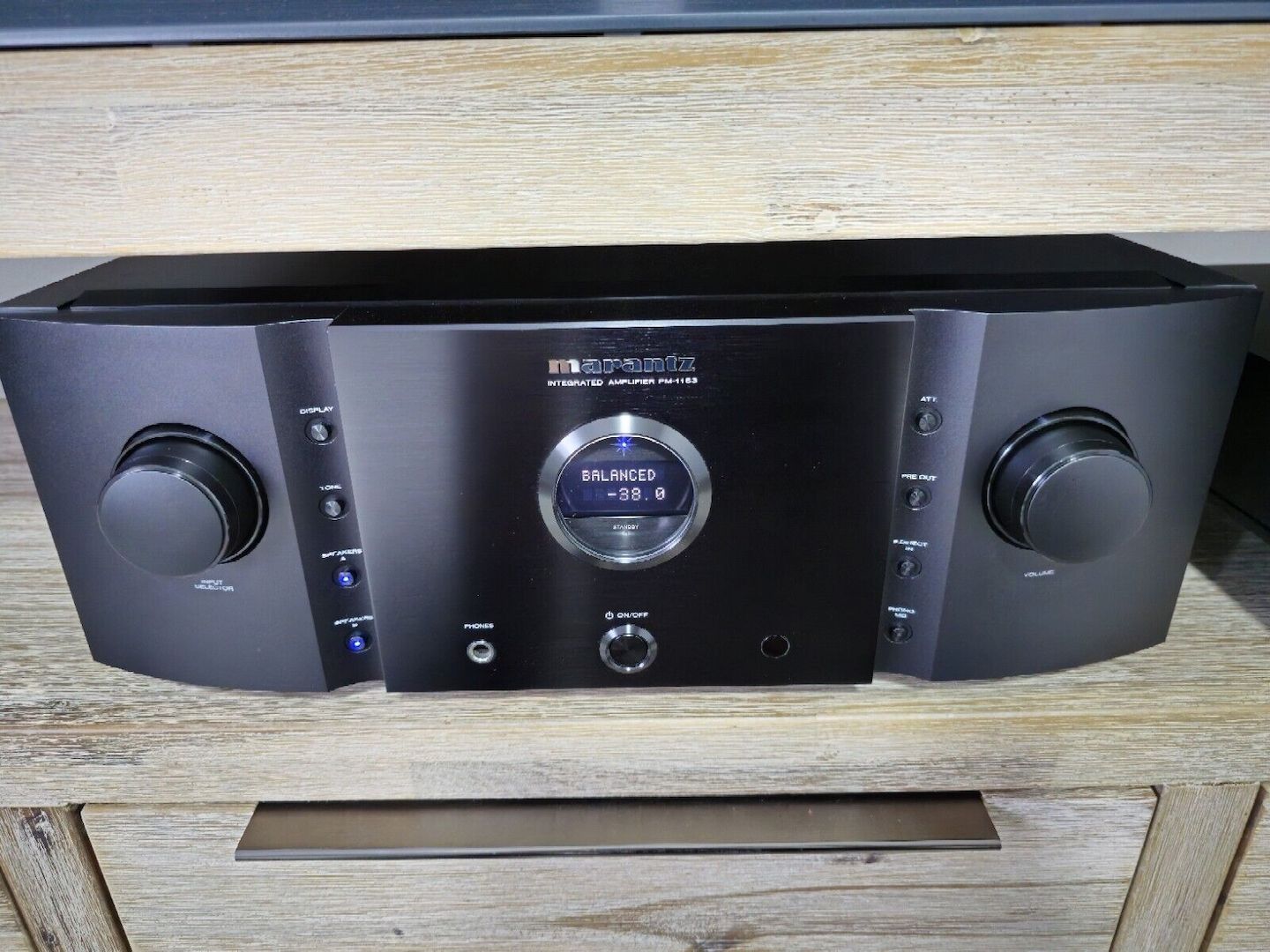 Marantz PM11 S3 -Referenz Vollverstärker