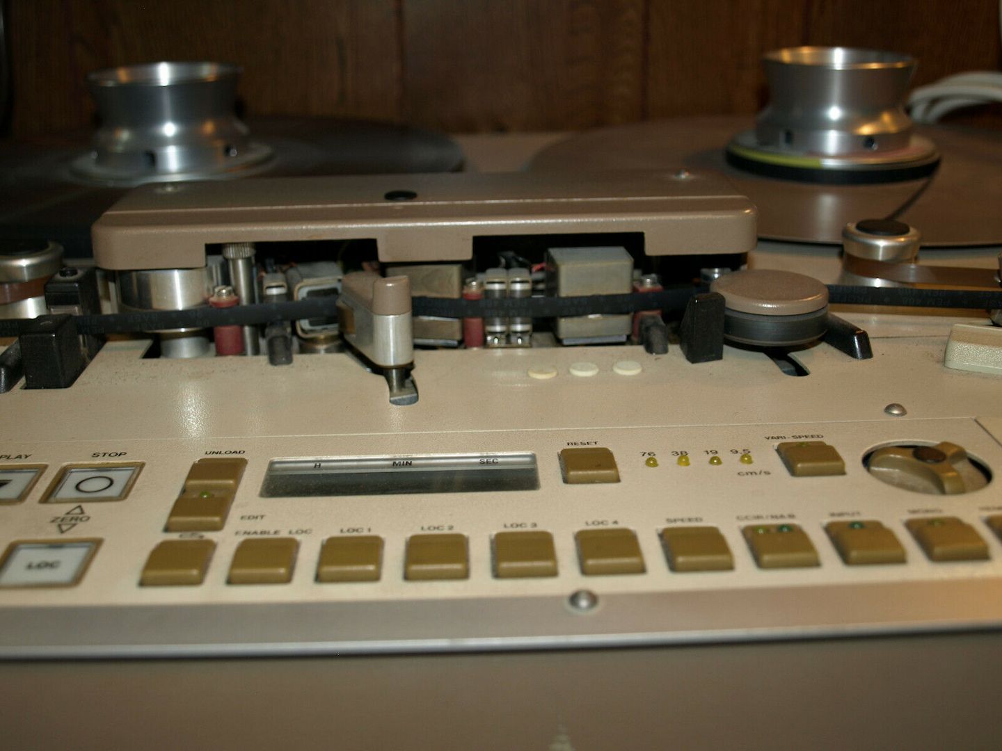 AEG Telefunken M20 14“ professionelle 2-Spur Studio-Mastermaschine mit Zubehör