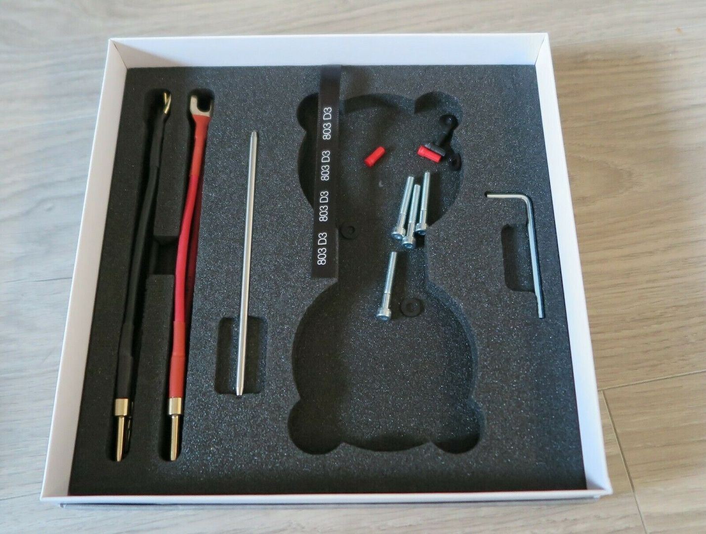 Bowers & Wilkins (B&W) 803D3 Diamond Speakers, Black Gloss, MINT