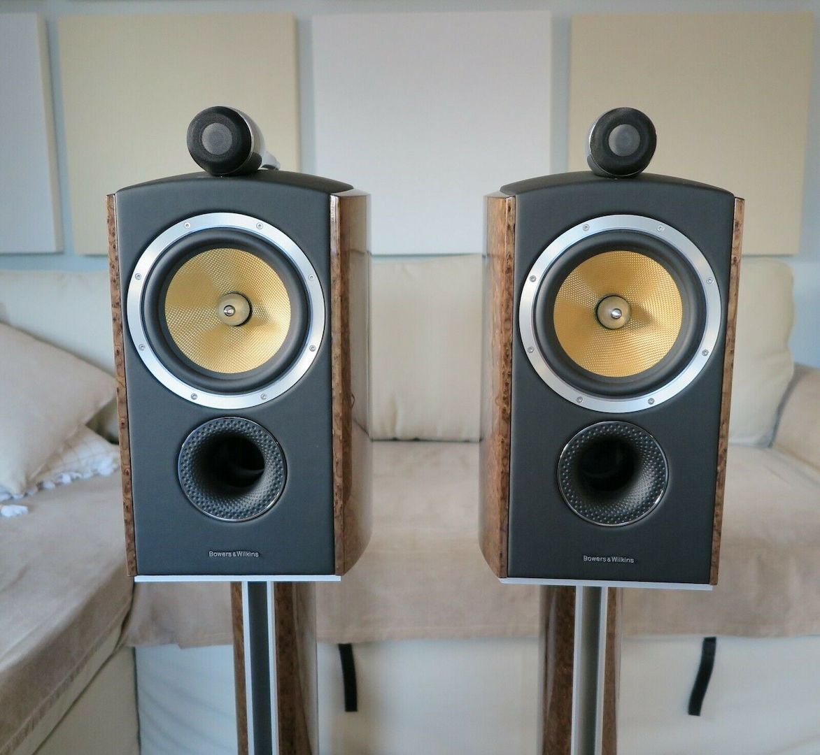 Bowers & Wilkins (B&W) 805D2 Maserati Edition