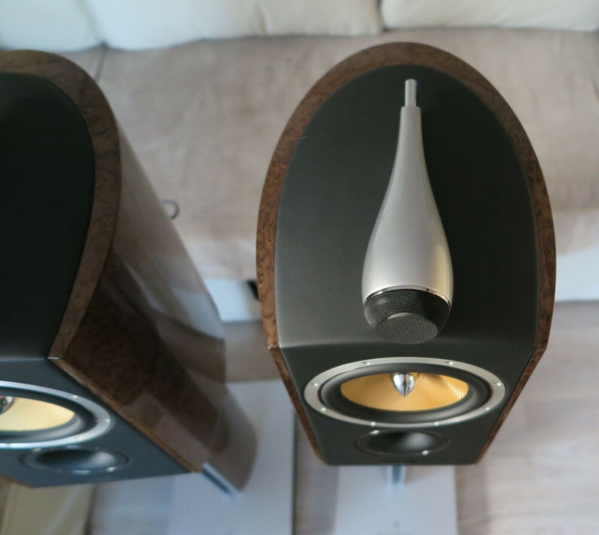 Bowers & Wilkins (B&W) 805D2 Maserati Edition