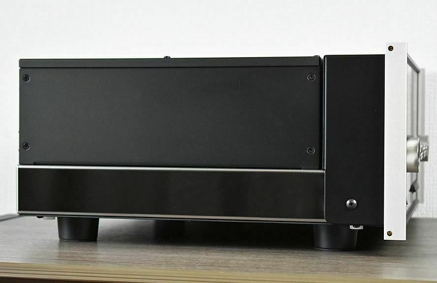 McIntosh C50 Preamplifier