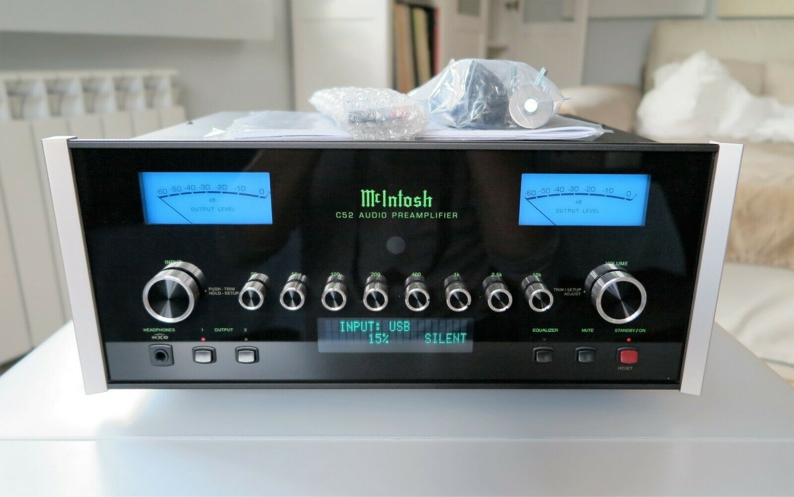 McIntosh C52 Stereo High-End Preamplifier  Vorverstarker MINT