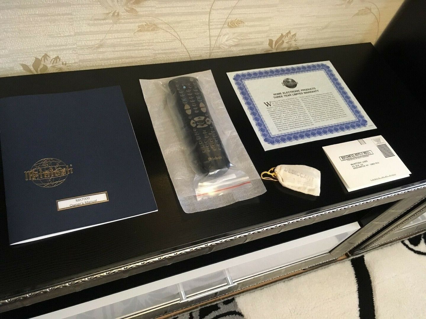 McIntosh MA-7000 Vollverstärker Original Pack & Mcintosh