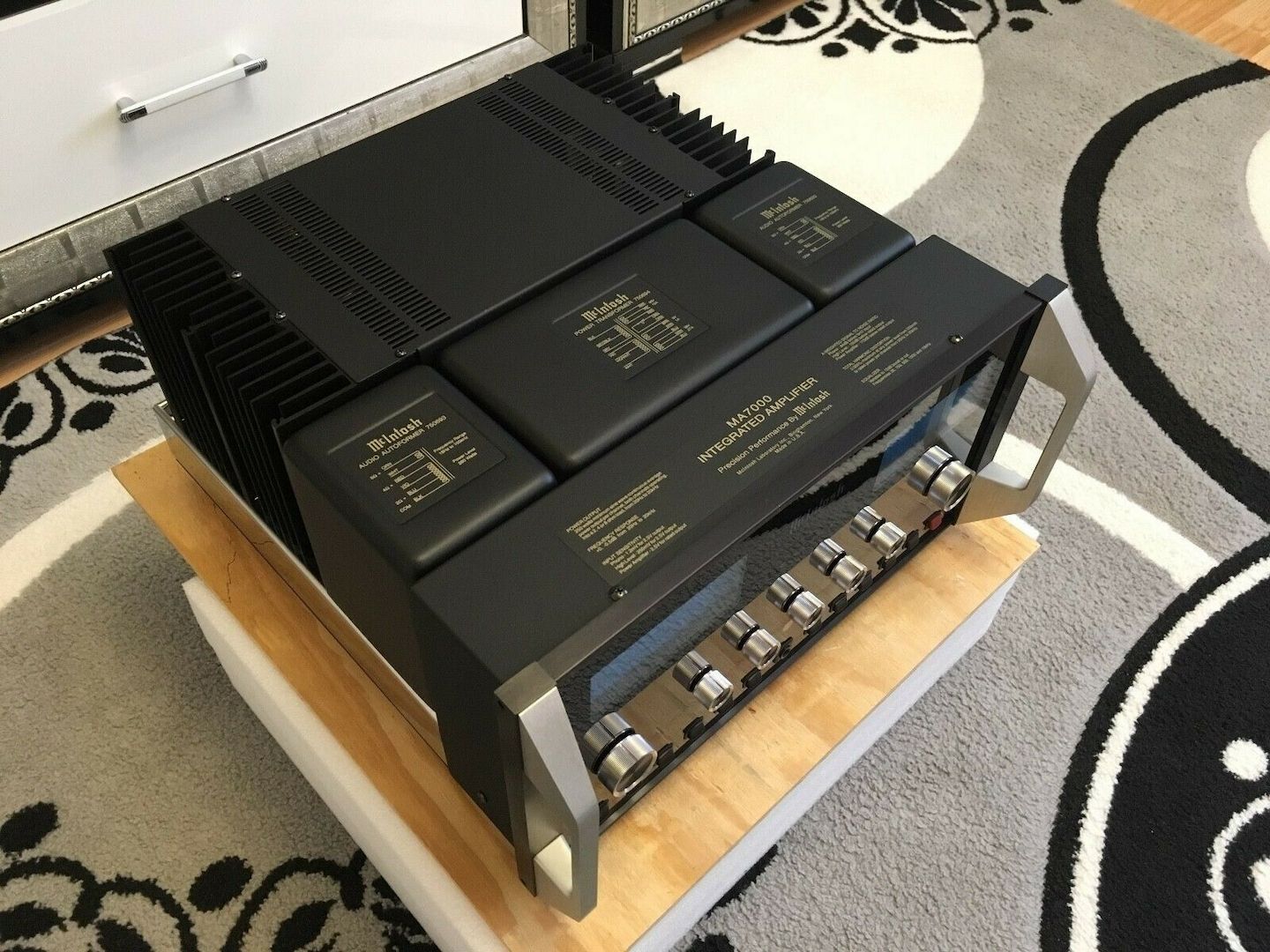 McIntosh MA-7000 Vollverstärker Original Pack & Mcintosh