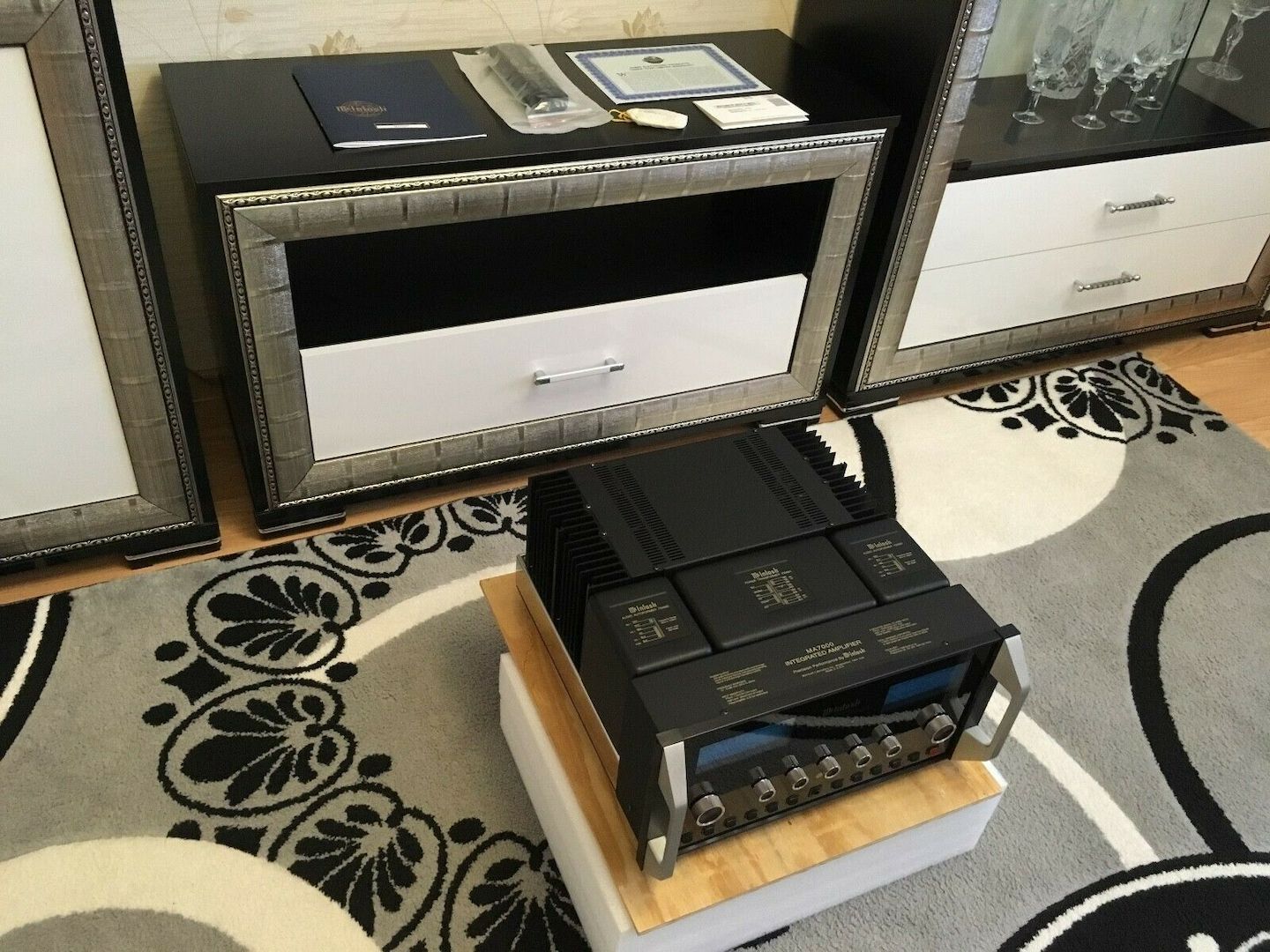 McIntosh MA-7000 Vollverstärker Original Pack & Mcintosh