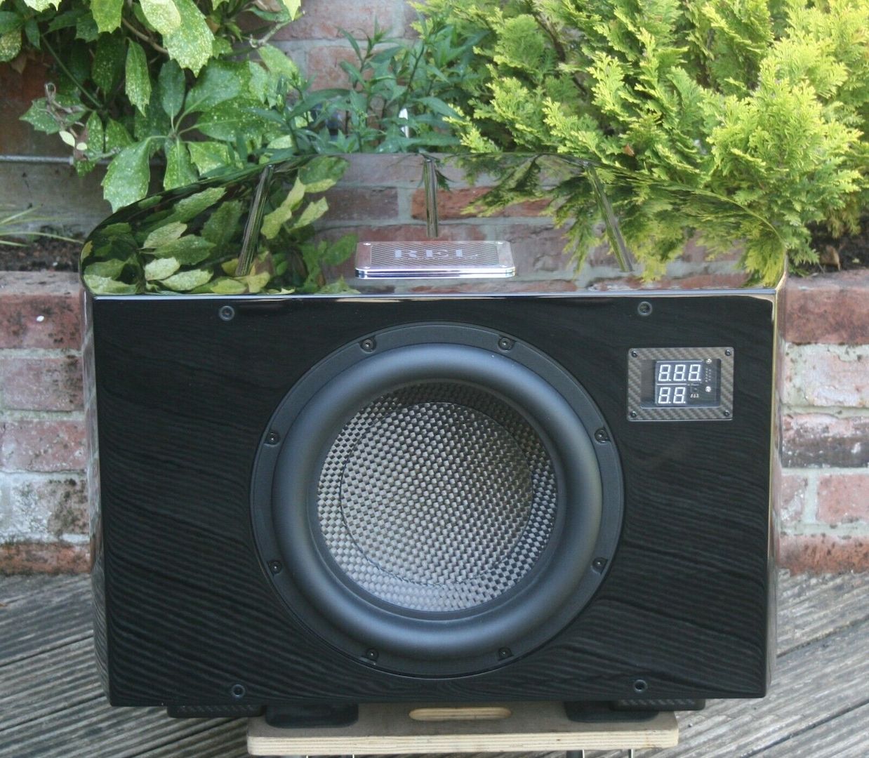 REL Acoustics Nr. 31 Referenz-Subwoofer