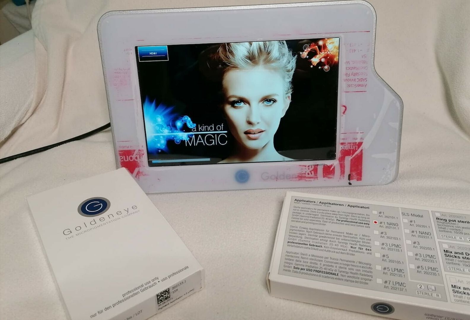 Goldeneye  Permanent-Make UP Gerät